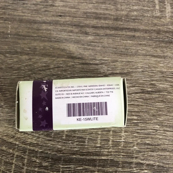 5/$25 Scentsy Warmer Replacement Bulb - Picture 3 of 5